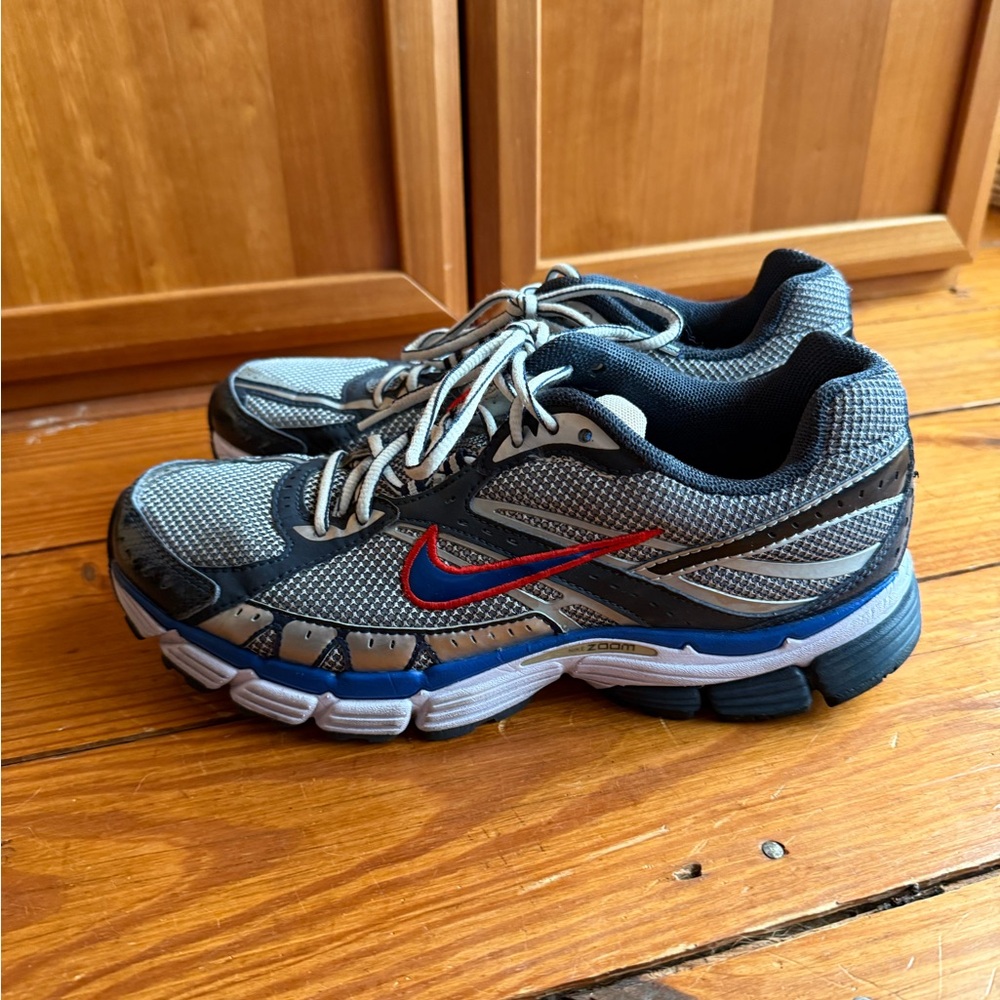 Nike Zoom Structure Triax+ 12 running sneakers men’s size 9